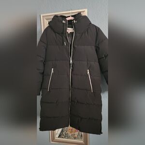 DKNY Women's Black Puffer Coat